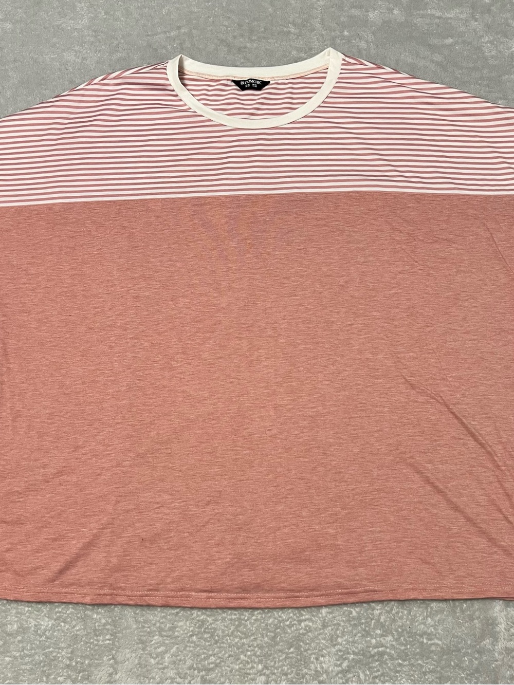 BloomChic Two-Tone Striped Yoke Crewneck Tee in Dusty Rose and White
